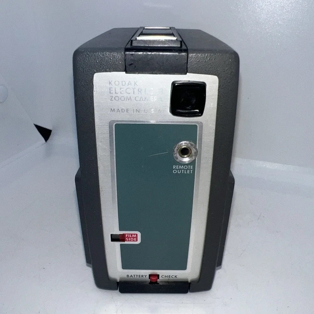 8MM KODAK ELECTRIC 8 ZOOM Untested - Parts Only